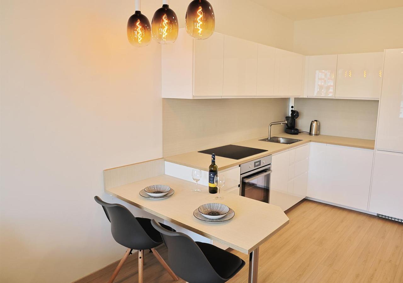 New Cozy 2 Room Pink Apartment Bratislava 059 Екстер'єр фото