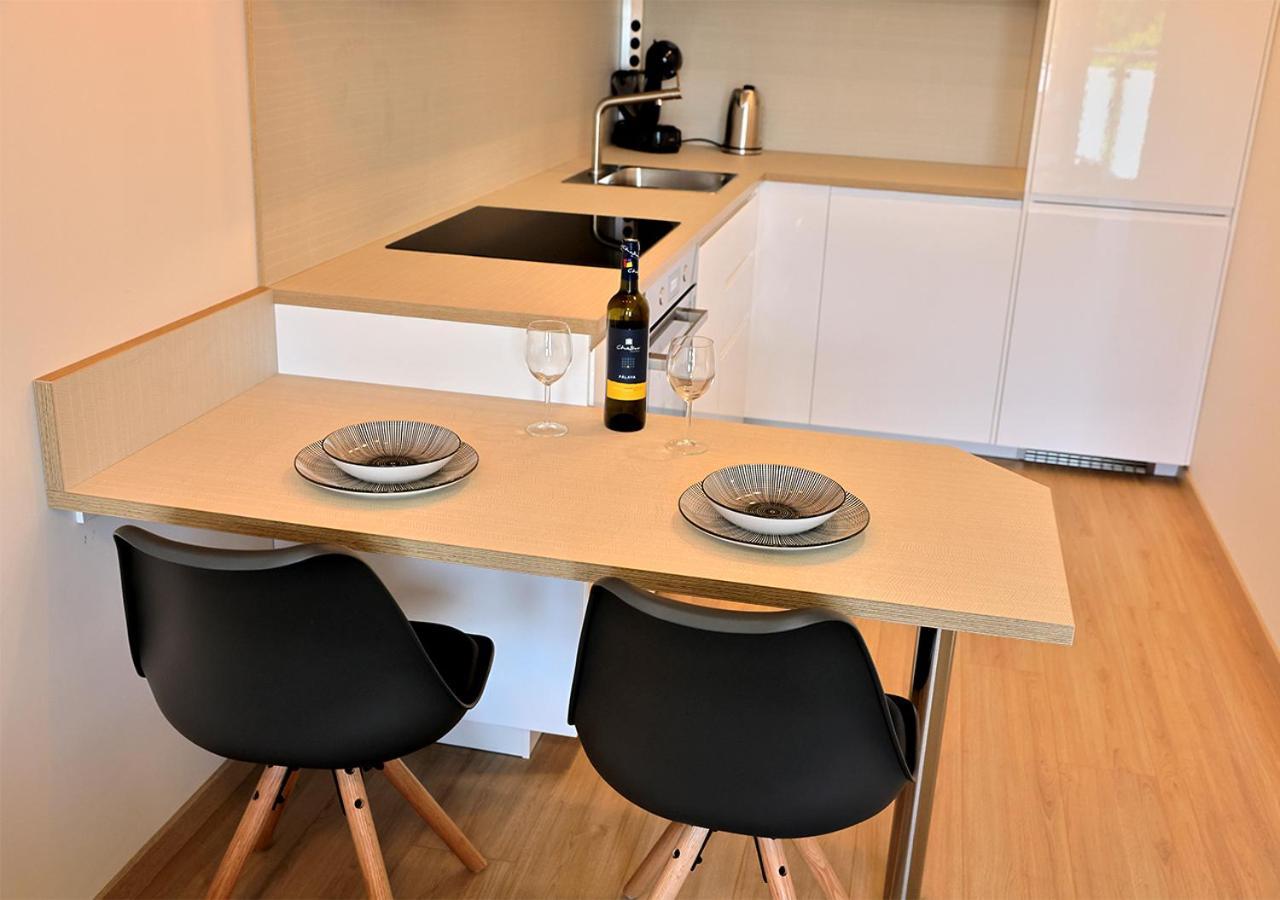 New Cozy 2 Room Pink Apartment Bratislava 059 Екстер'єр фото