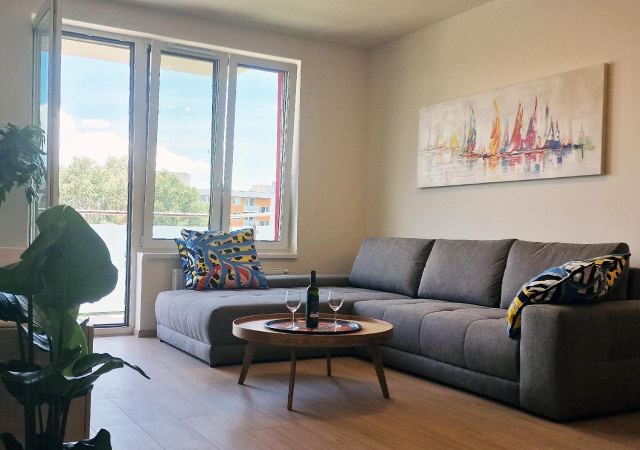 New Cozy 2 Room Pink Apartment Bratislava 059 Екстер'єр фото