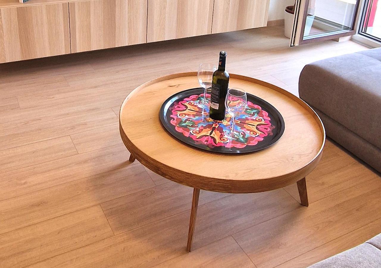 New Cozy 2 Room Pink Apartment Bratislava 059 Екстер'єр фото