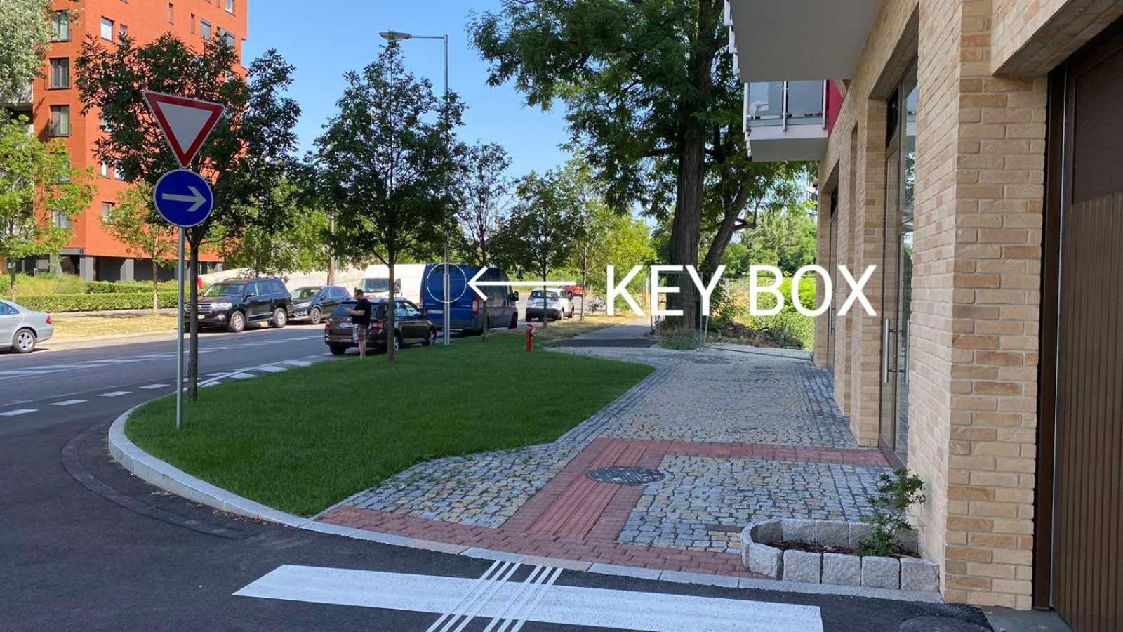 New Cozy 2 Room Pink Apartment Bratislava 059 Екстер'єр фото